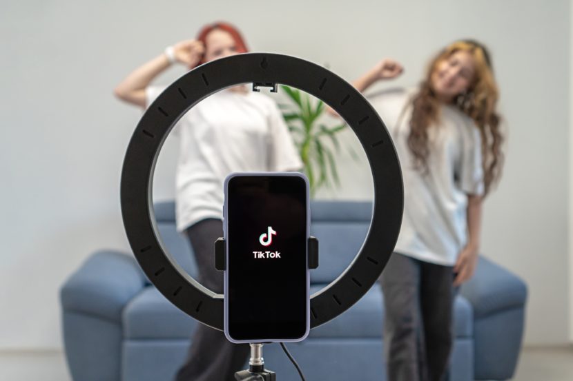 TikTok versus children's privacy: pros and cons of the most popular app for  teens - Humanium